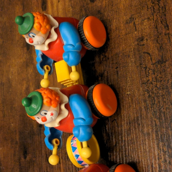 Vintage clown pull toy - Picture 3 of 3